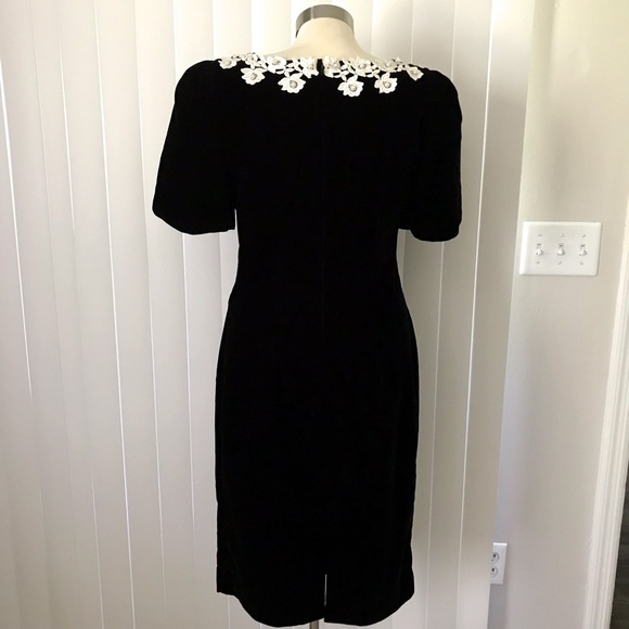 Vintage Cachet by Bari Protas Dress lace & pearls - Picture 3 of 8